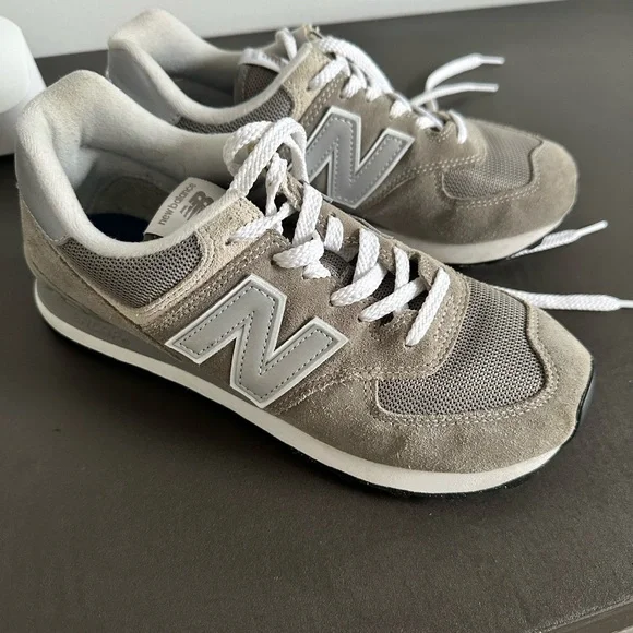 New Balance 574 Core Grey Womens Size 8 - Picture 13 of 13